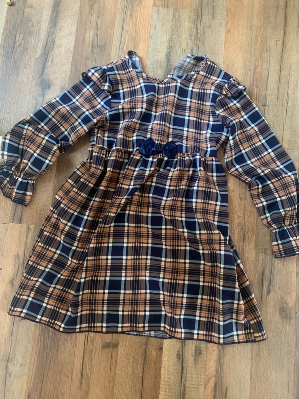 Girls plaid dress size 8